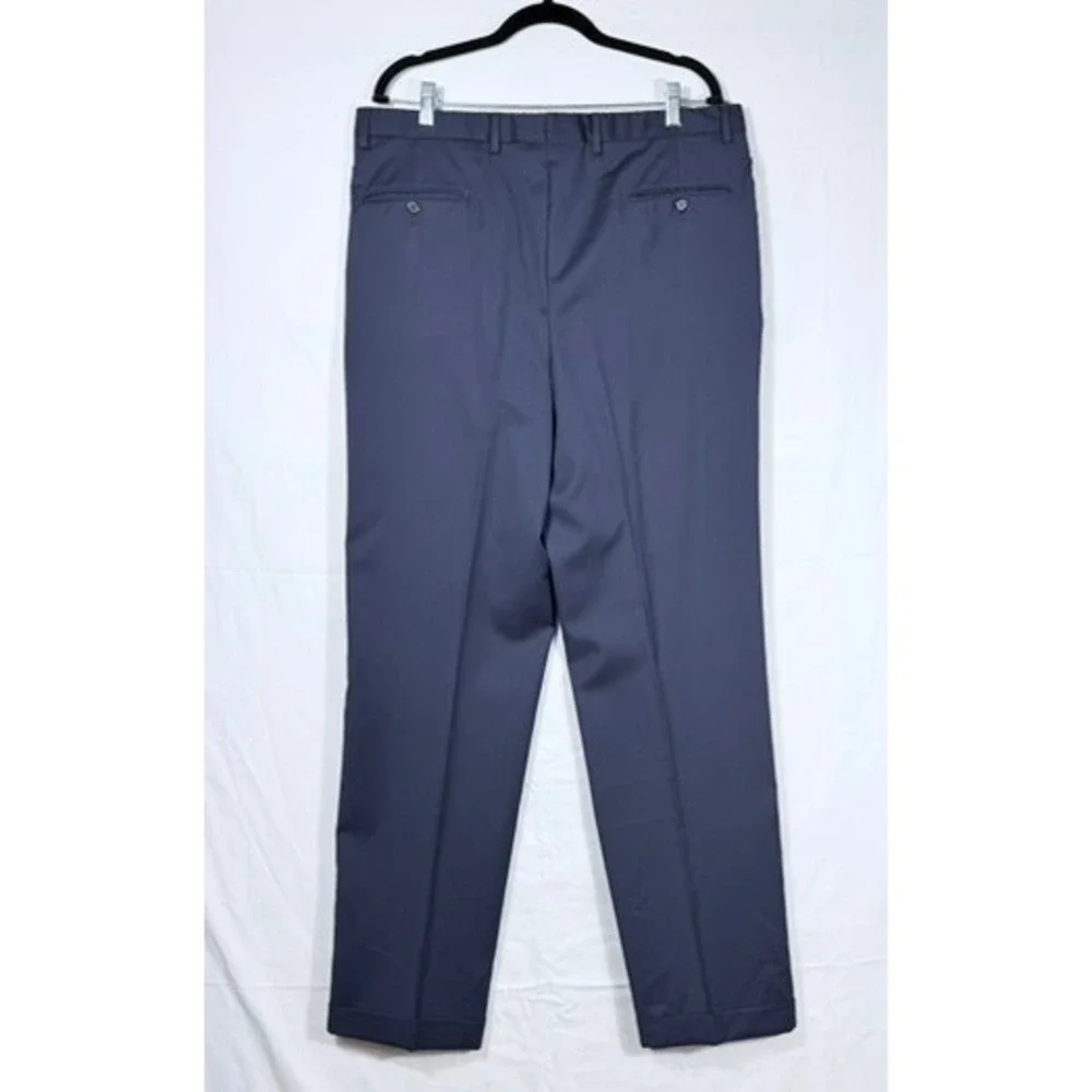 Jos A Bank Signature Navy Suit 2 Piece 43R 37x32 Wedding Executive Professional